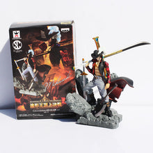 Load image into Gallery viewer, 19cm Scultures Big One Piece Figure Toy Dracule Mihawk Model Doll With Sword Anime
